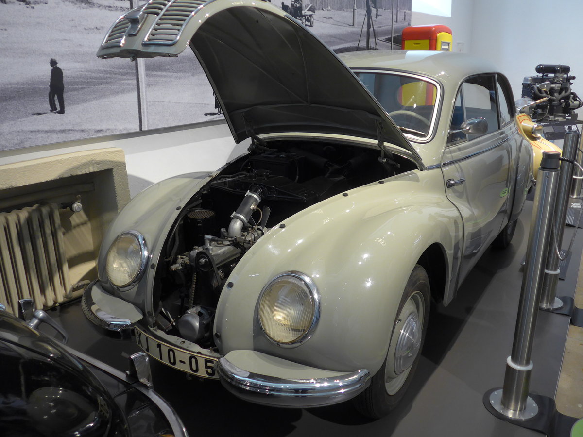 (182'936) - IFA von 1955 - XJ 10-05 - am 8. August 2017 in Dresden, Verkehrsmuseum