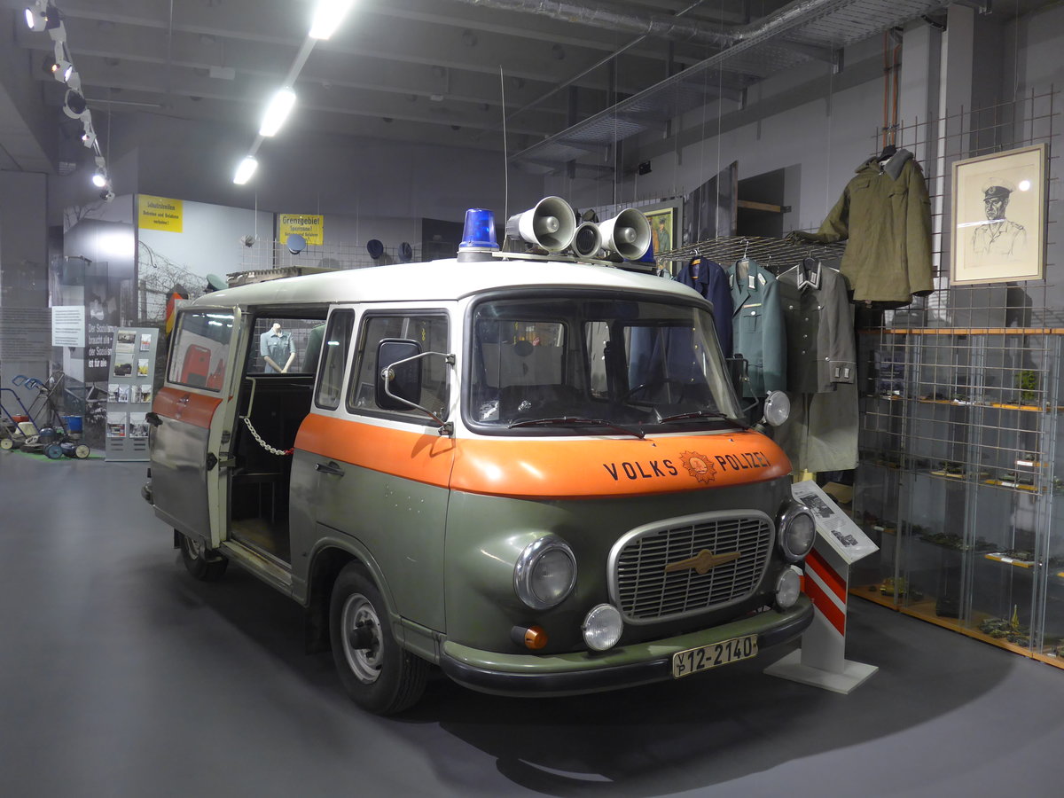 (183'028) - Volkspolizei - VP 12-2140 - Barkas am 8. August 2017 in Dresden, Die Welt der DDR