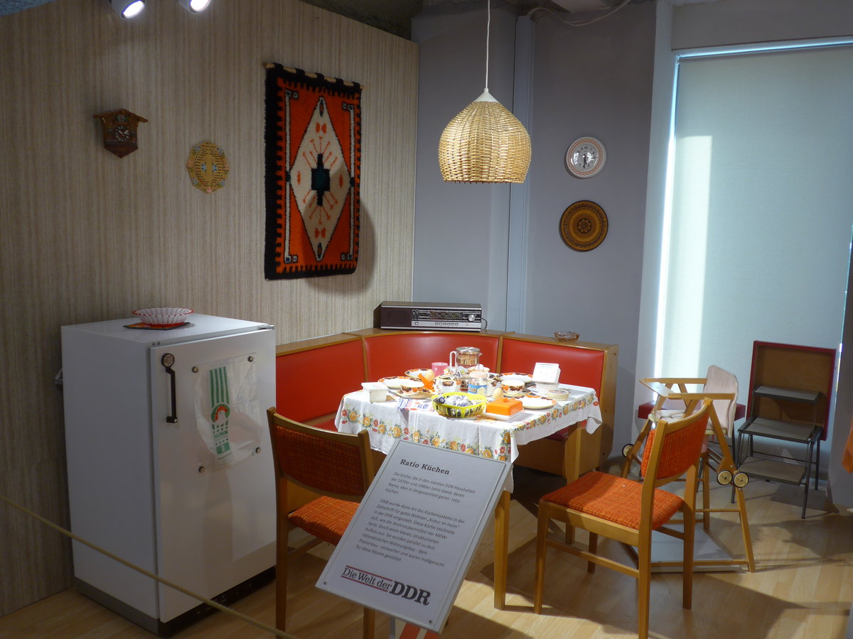 (183'071) - K�che am 8. August 2017 in Dresden, Die Welt der DDR