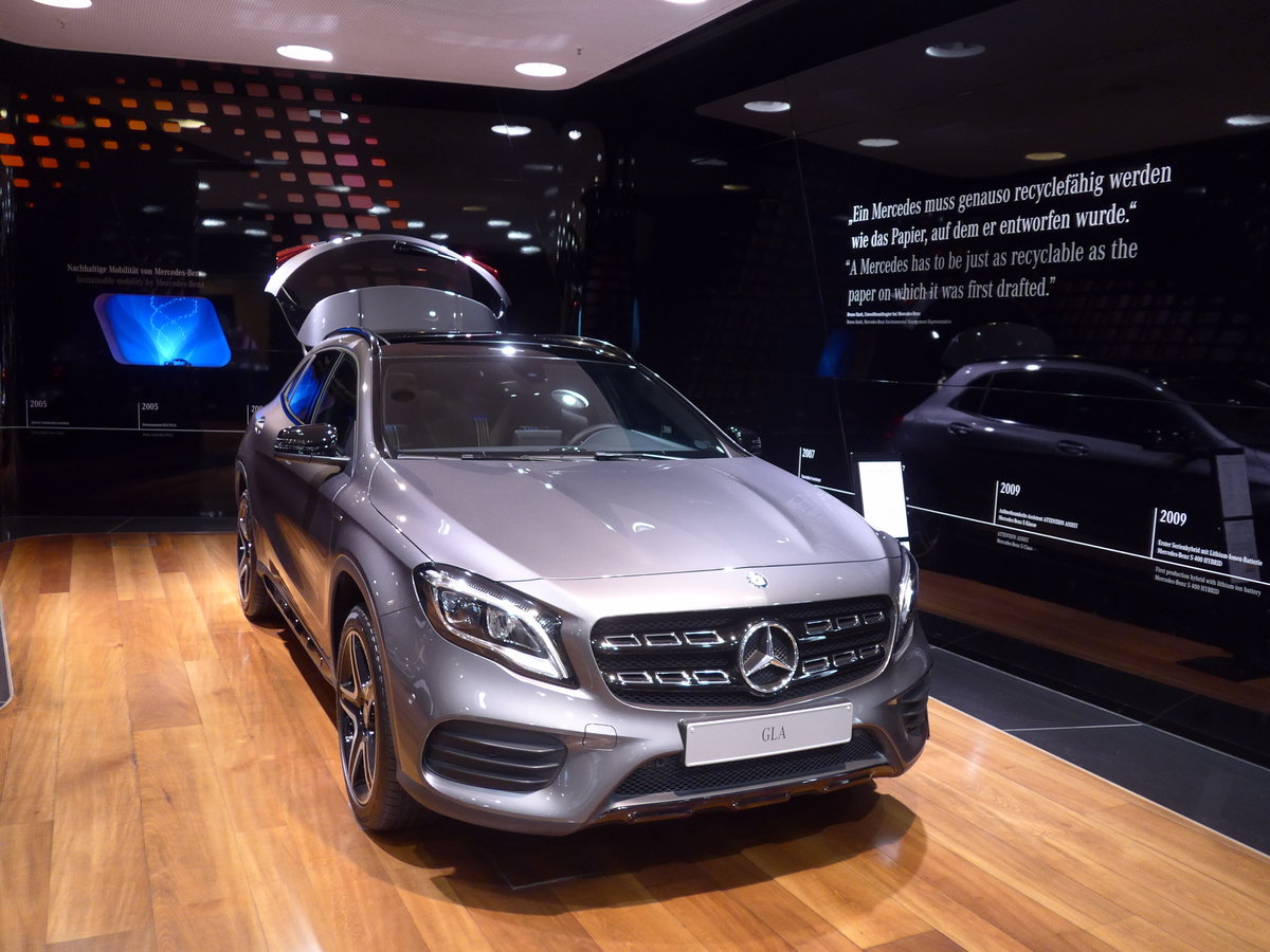 (183'307) - Mercedes GLA am 10. August 2017 in Berlin