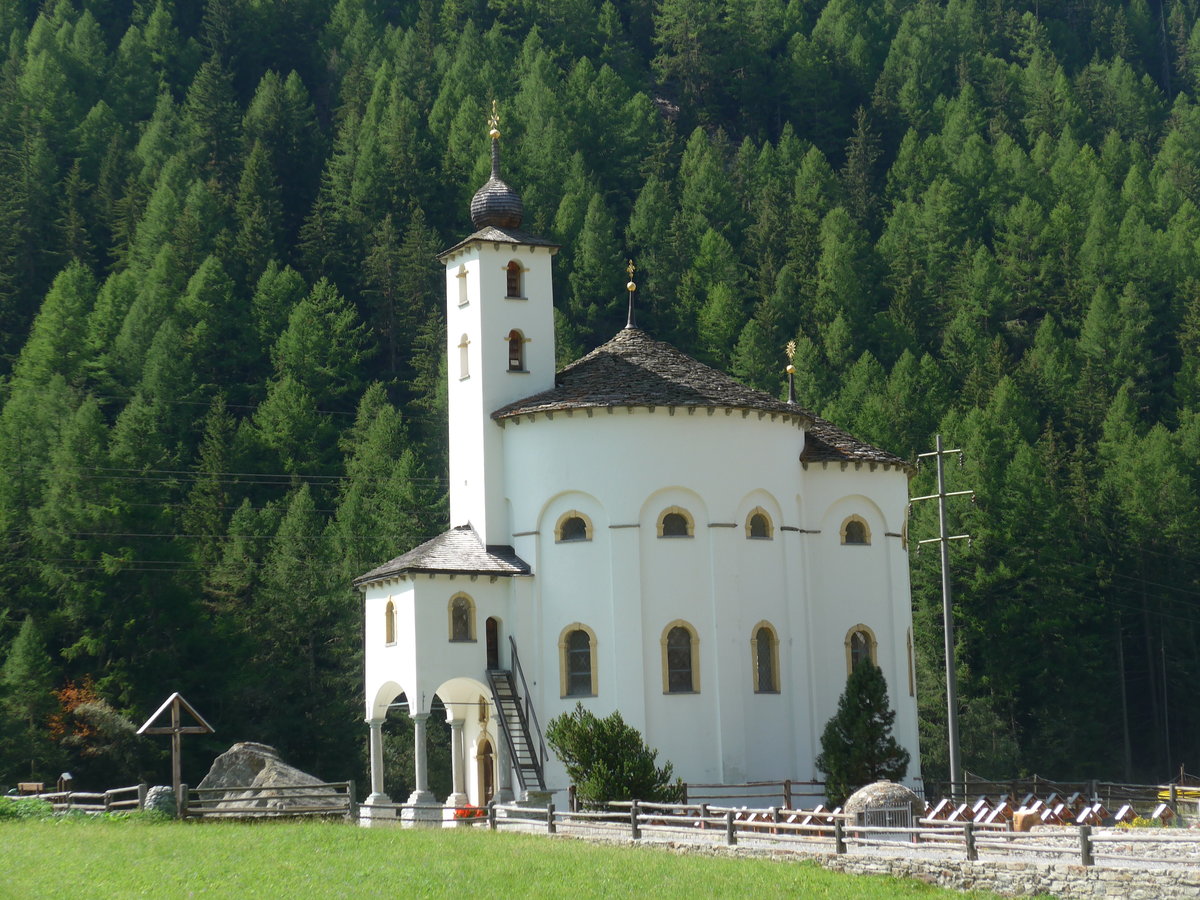(184'233) - Die Rundkirche am 25. August 2017 in Saas-Balen