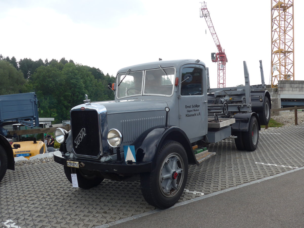 (184'400) - Schilliger, K�ssnacht - SZ 90'075 U - FBW am 26. August 2017 in Oberkirch, CAMPUS Sursee