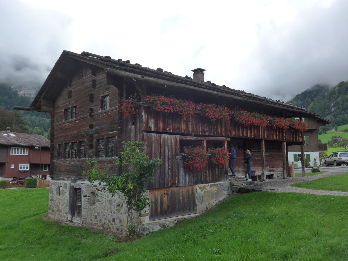 (184'720) - Das Geburtshaus von Niklaus von Fl�h am 10. September 2017 in Fl�eli-Ranft