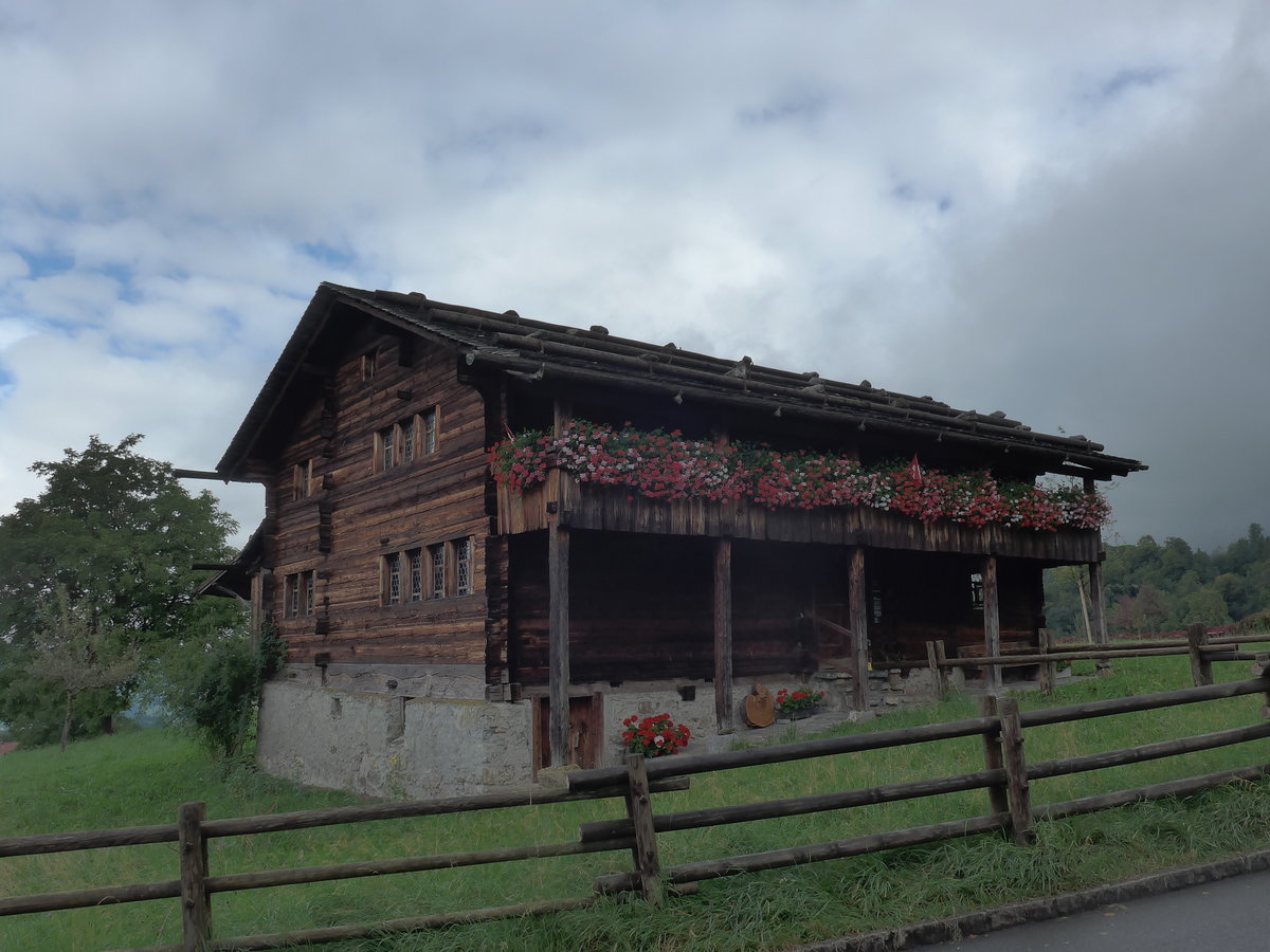 (184'724) - Das Wohnhaus von Niklaus von Fl�h am 10. September 2017 in Fl�eli-Ranft