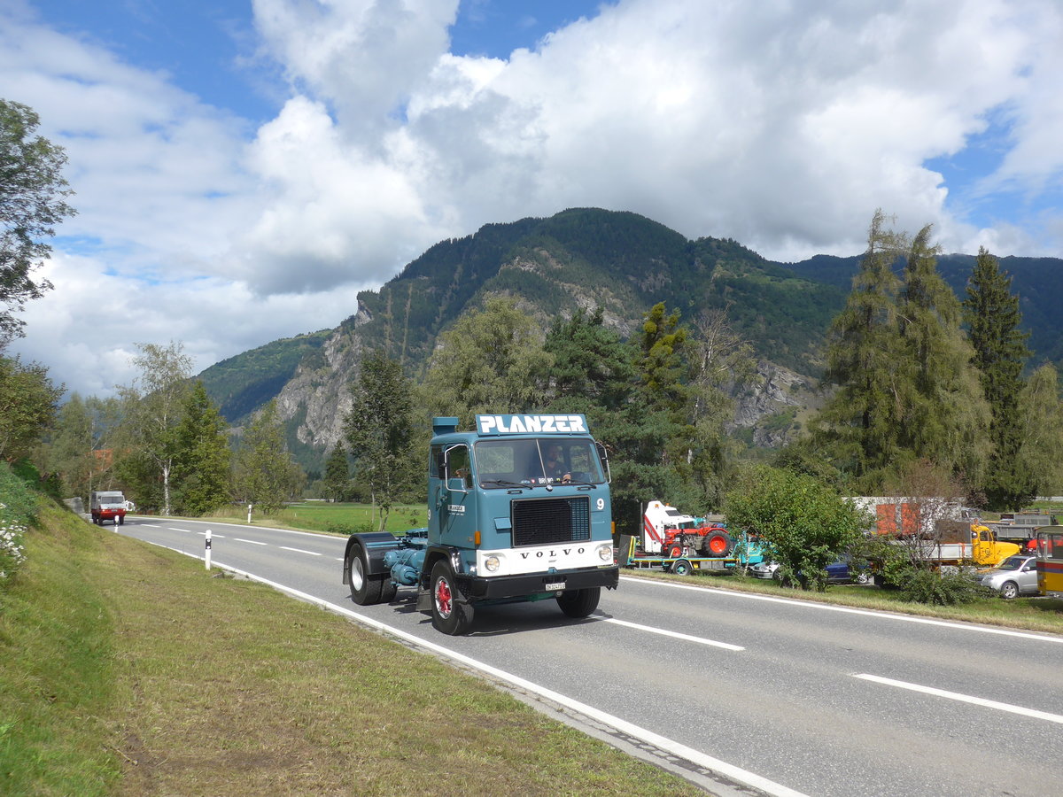 (184'969) - Planzer, Dietikon - Nr. 9/ZH 32'471 U - Volvo am 16. September 2017 in Cazis, B�ndner Arena