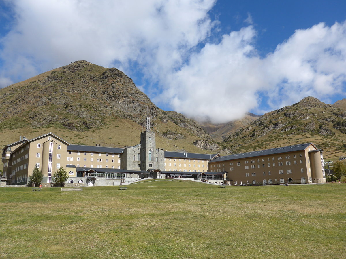 (185'243) - Das Sanktuarium am 26. September 2017 im Vall de N�ria