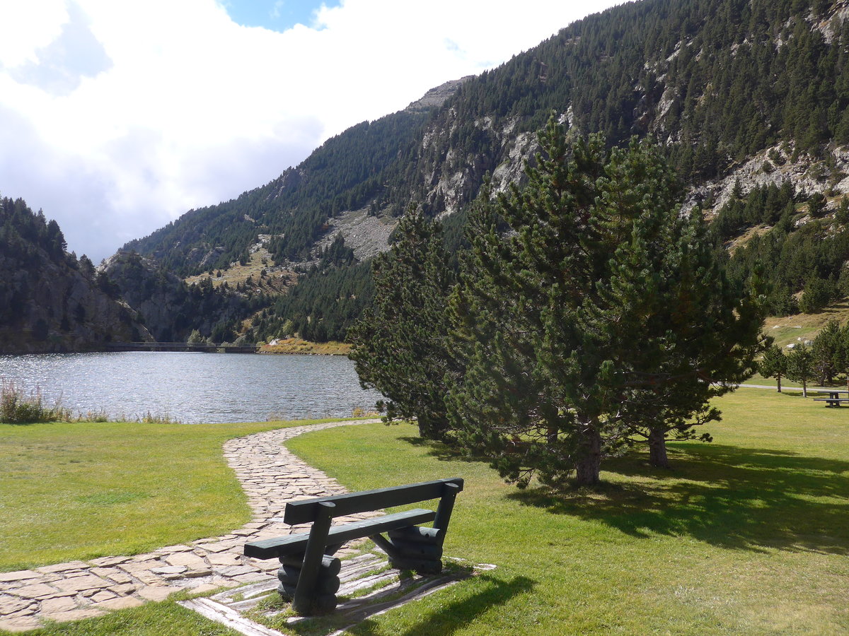 (185'262) - Der Stausee am 26. September 2017 im Vall de N�ria