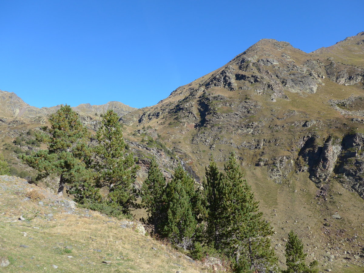 (185'307) - Landschaft am 27. September 2017 bei Arcal�s