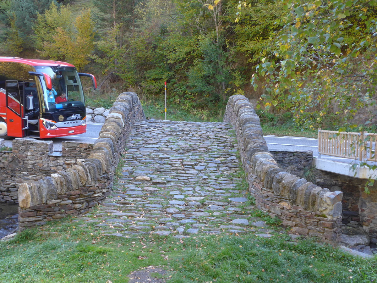 (185'317) - Pont d'Estarell am 27. September 2017 bei Llorts
