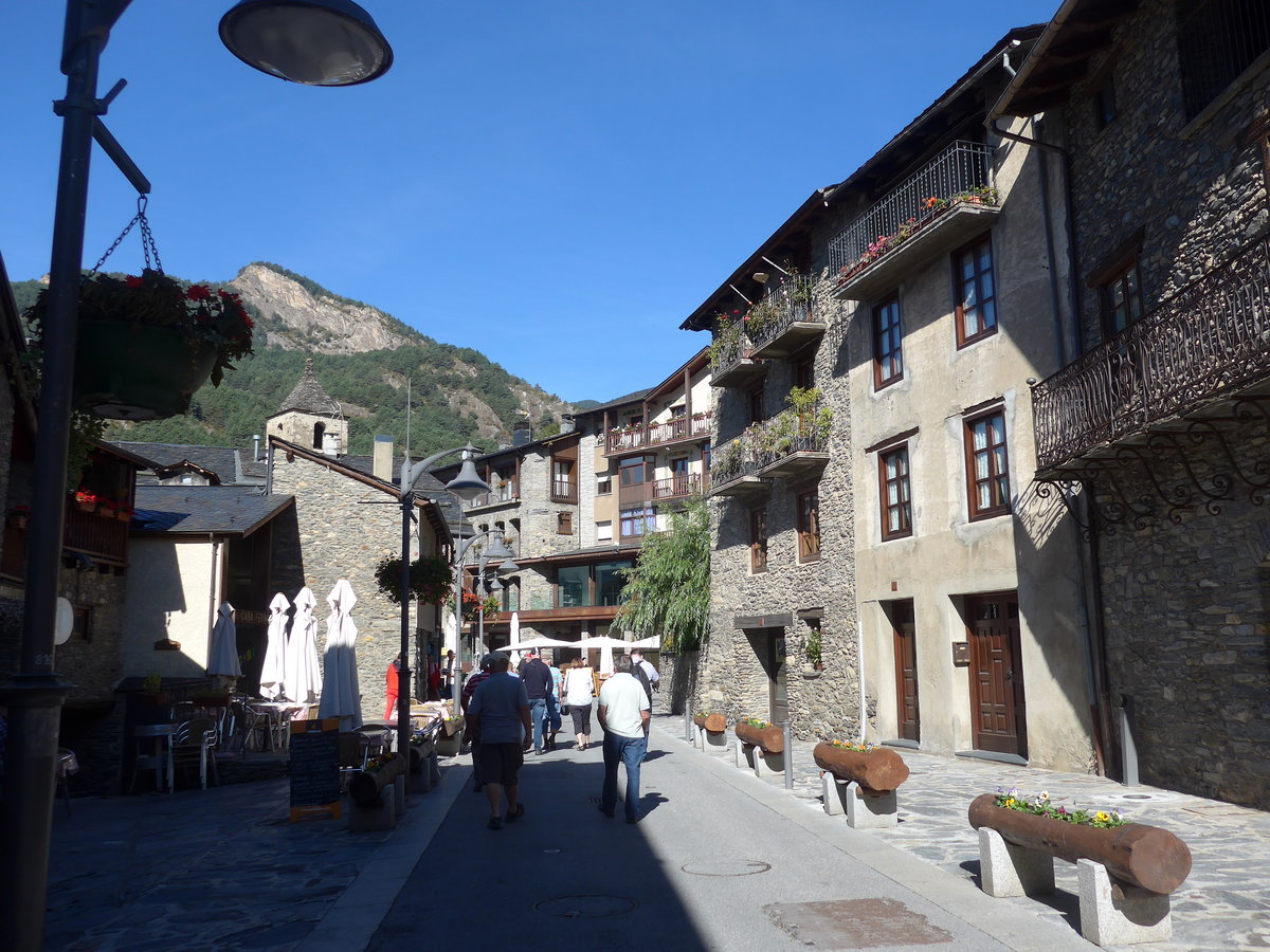 (185'351) - Gasse am 27. September 2017 in Ordino