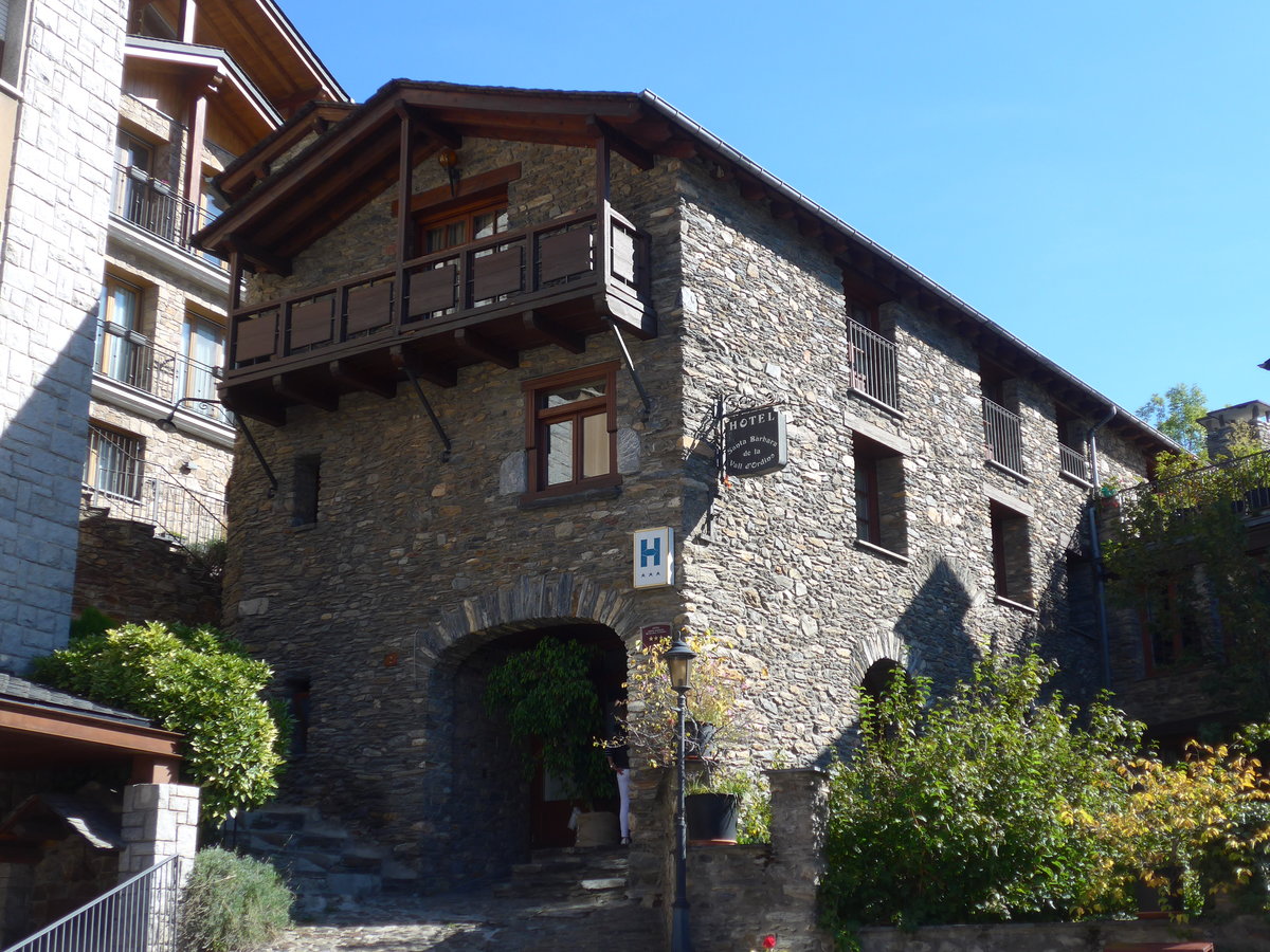 (185'363) - Hotel Santa Barbara de la Vall d'Ordino am 27. September 2017 in Ordino