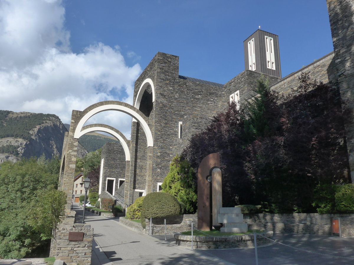 (185'400) - Die neue Kirche am 27. September 2017 in Meritxell