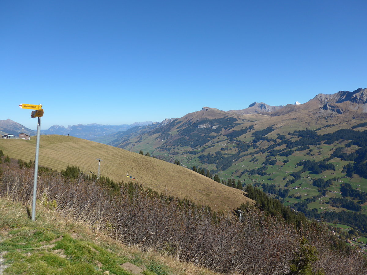 (185'839) - Ausblick von der Tschentenalp aus am 15. Oktober 2017 oberhalb Adelboden