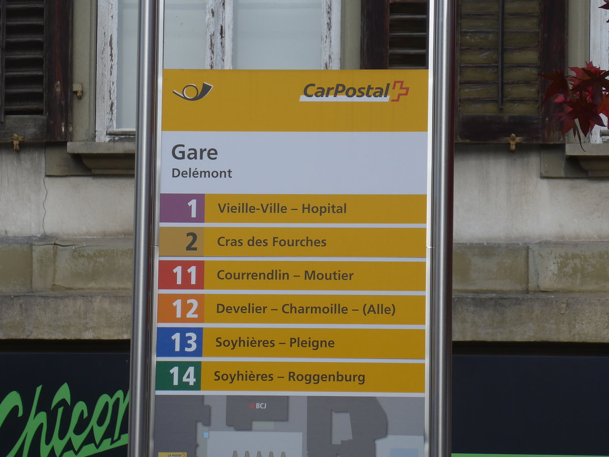 (186'050) - PostAuto-Haltestelle - Del�mont, Gare - am 21. Oktober 2017
