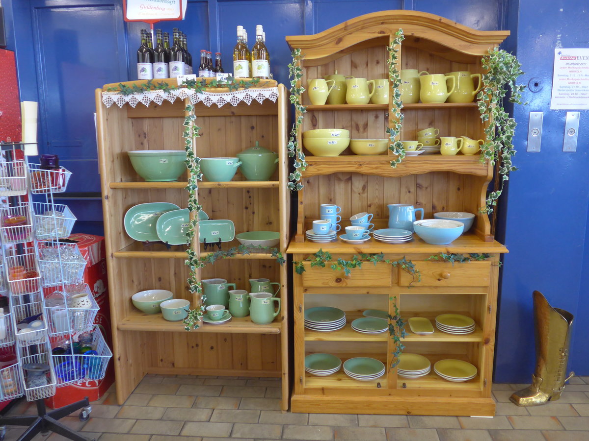 (186'115) - Altes R�ssler-Geschirr am 25. Oktober 2017 im BrockiShop Thun