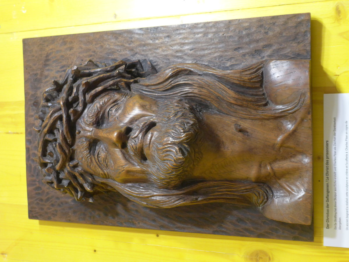 (186'279) - Christus-Skulptur, angefertigt von einem ehemaligen H�ftling am 10. November 2017 in Bern, Heilsarmee Museum