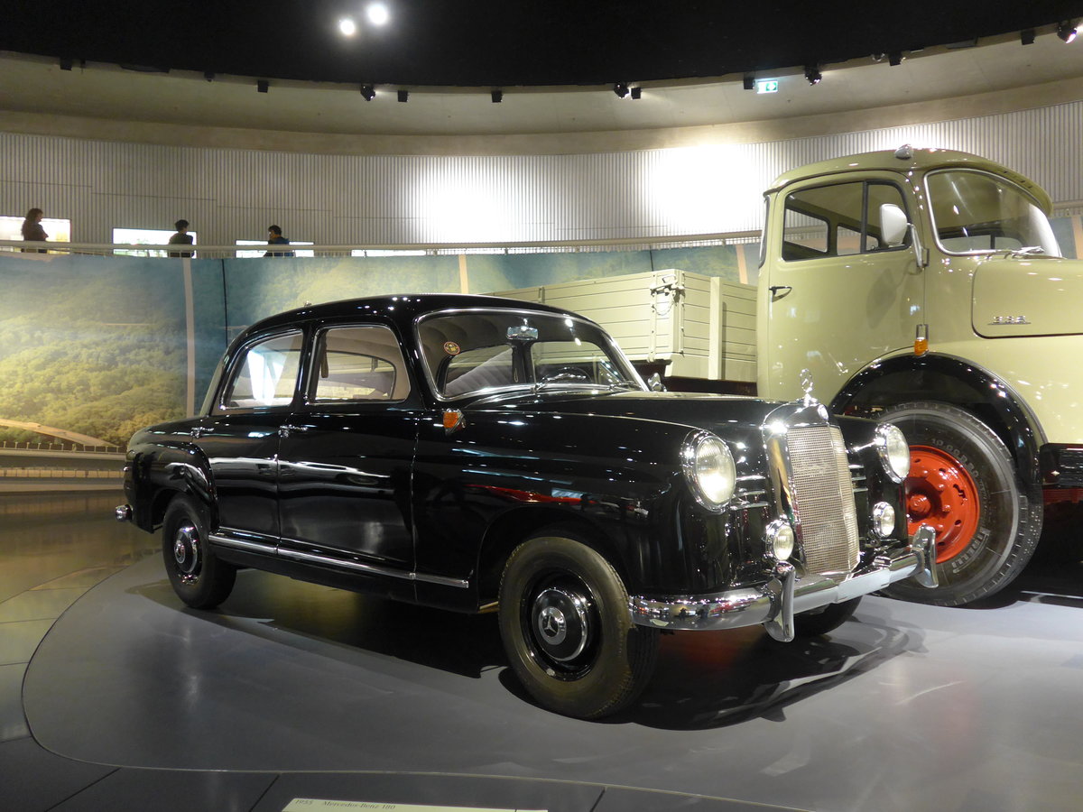 (186'402) - Mercedes-Benz 180 von 1955 am 12. November 2017 in Stuttgart, Mercedes-Benz Museum