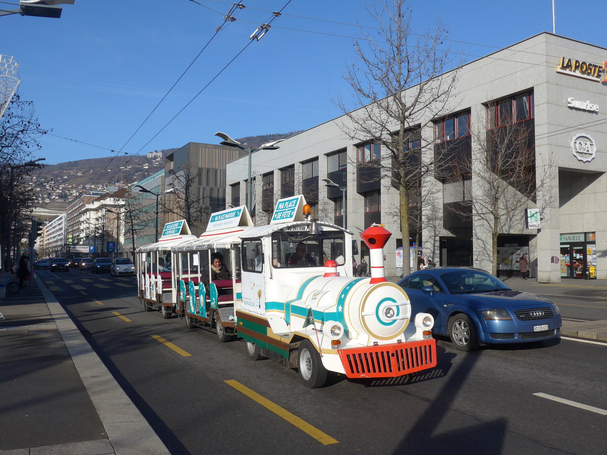 (187'202) - Touristen-Z�gli - VD 397'938 - am 23. Dezember 2017 beim Bahnhof Vevey