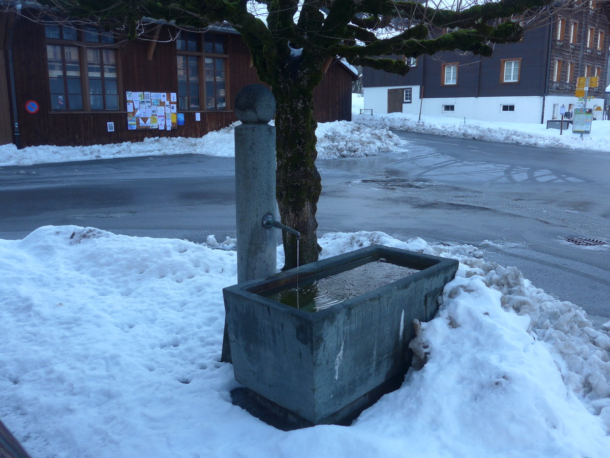 (187'507) - Brunnen am 31. Dezember 2017 in Elm, Station