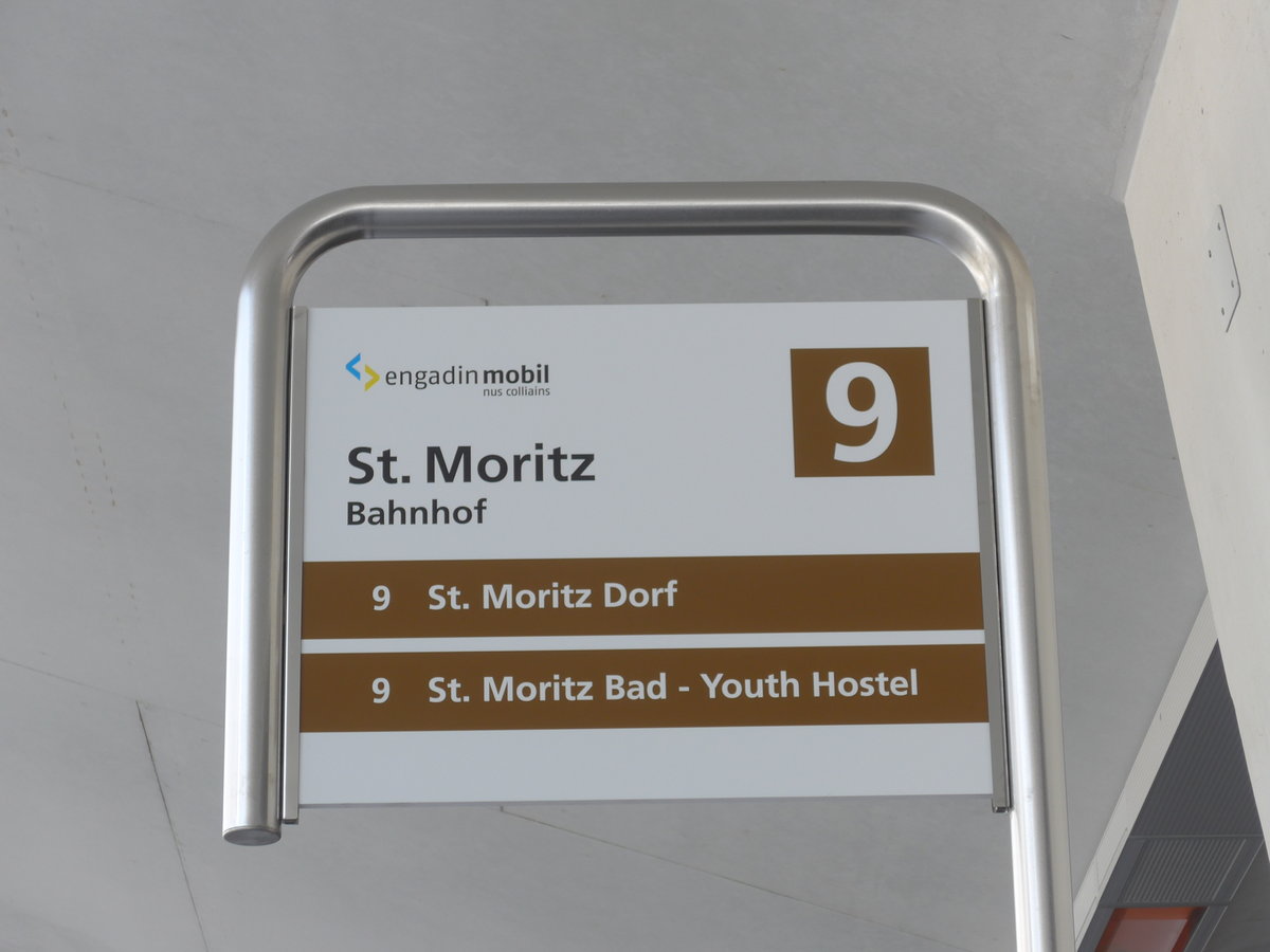 (188'116) - engadin mobil-Haltestelle - St. Moritz, Bahnhof - am 3. Februar 2018
