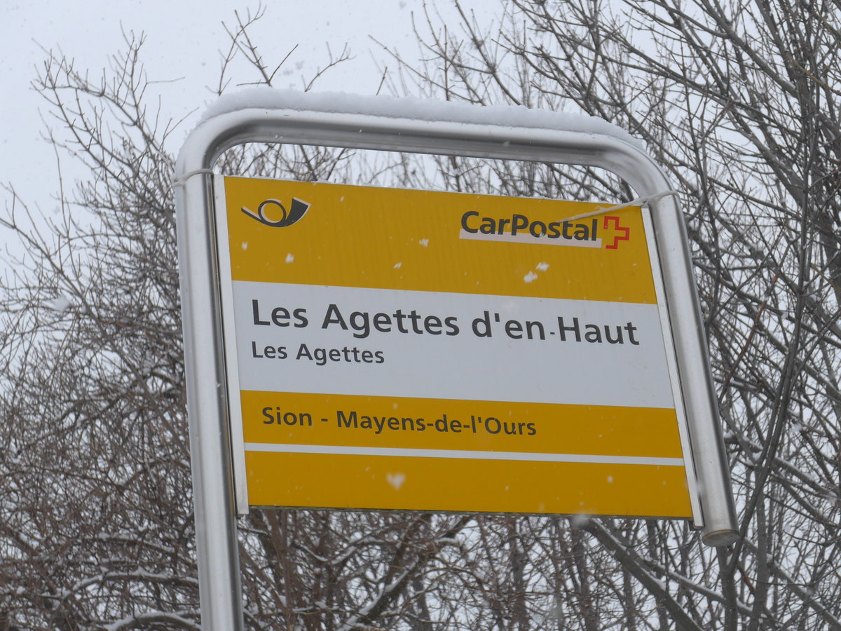 (188'396) - PostAuto-Haltestelle - Les Agettes, Les Agettes d'en-Haut - am 11. Februar 2018