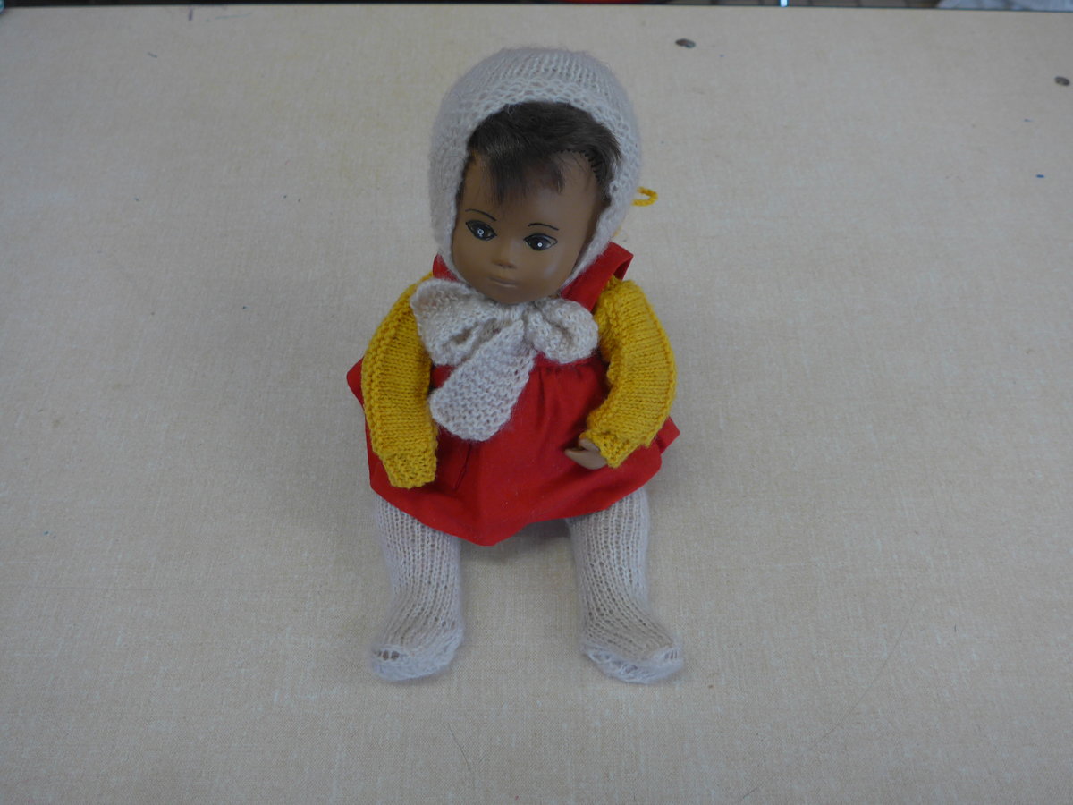 (189'120) - Sasha Morgenthaler-Puppe am 7. M�rz 2018 im BrockiShop Thun