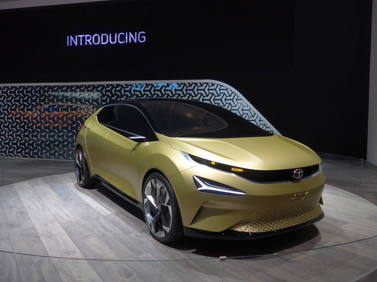 (189'255) - Tata 45X am 12. M�rz 2018 im Autosalon Gen�ve