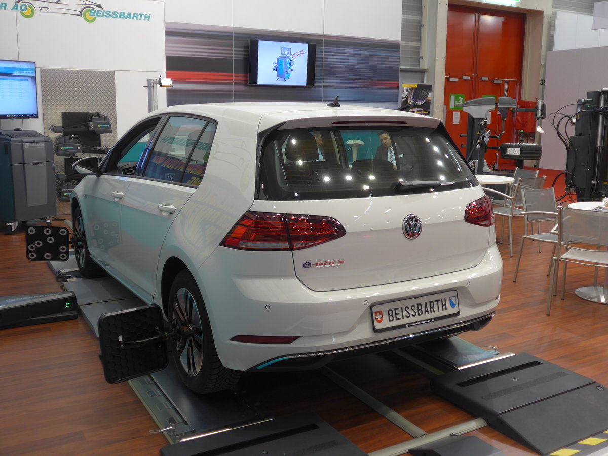 (189'259) - VW-Golf am 12. M�rz 2018 im Autosalon Gen�ve