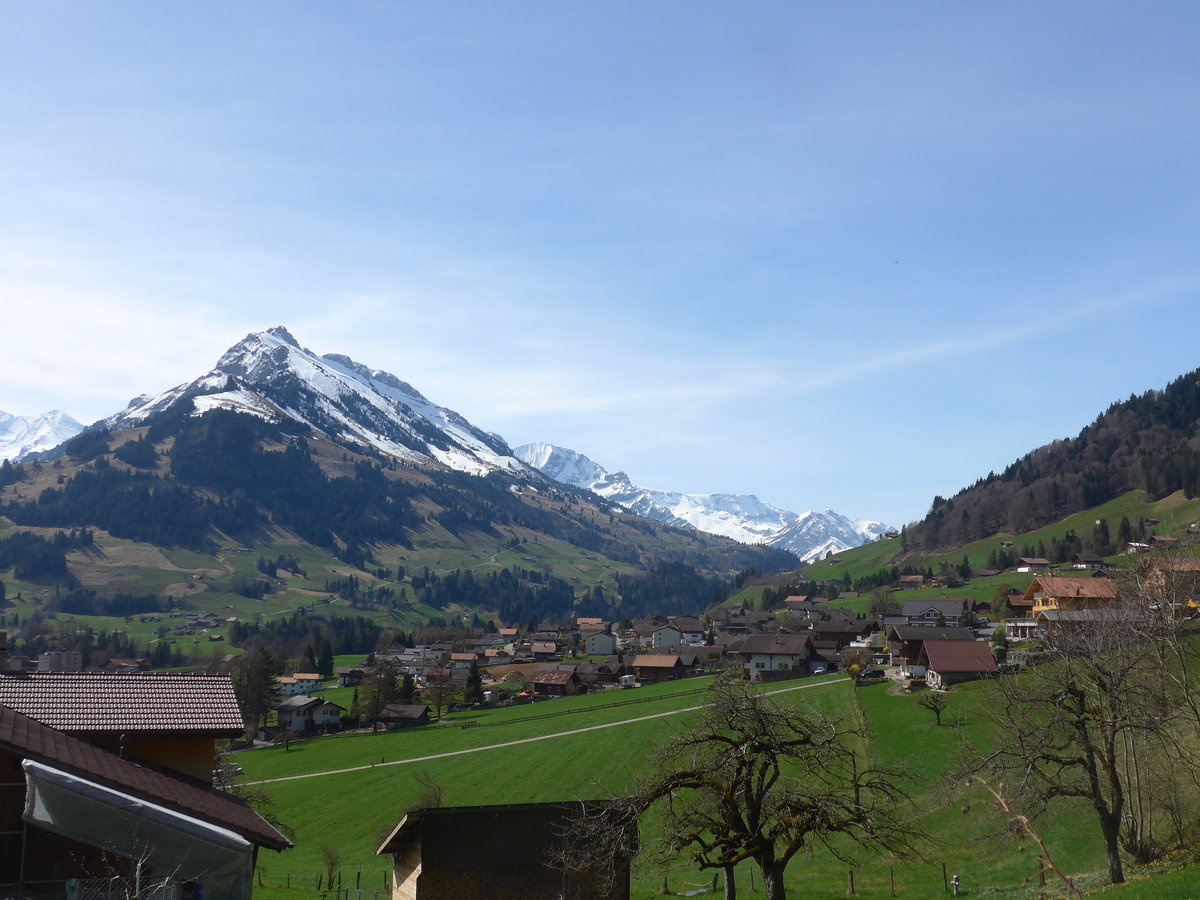 (190'116) - Blick vom Z�ndli in Frutigen am 14. April 2018 in Richtung Engstligental