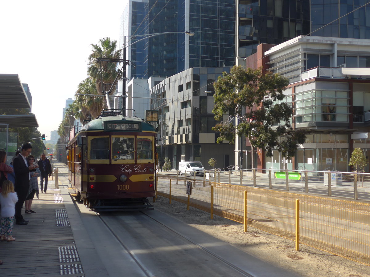 (190'354) - PTV-Tram - Nr. 1000 - am 19. April 2018 in Melbourne