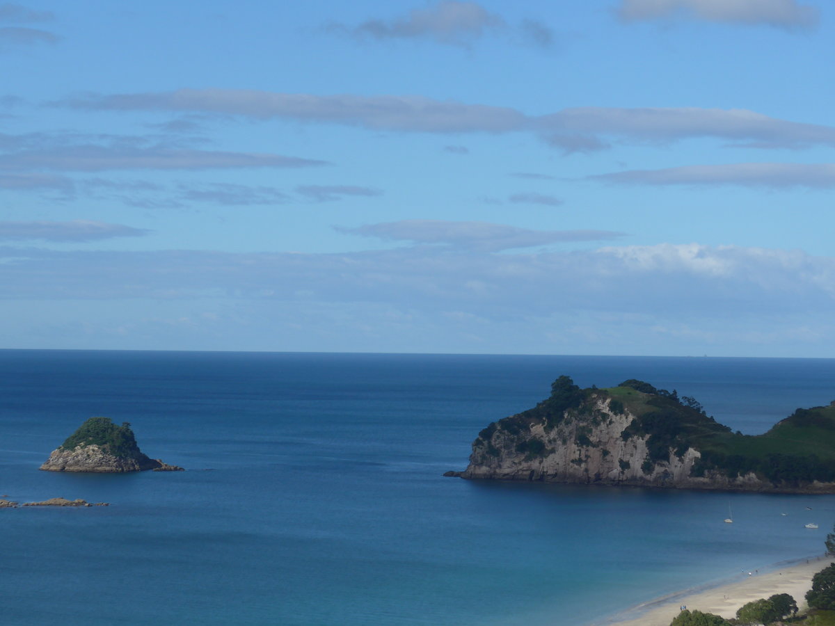 (190'522) - Inseln am 20. April 2018 in Hahei Beach