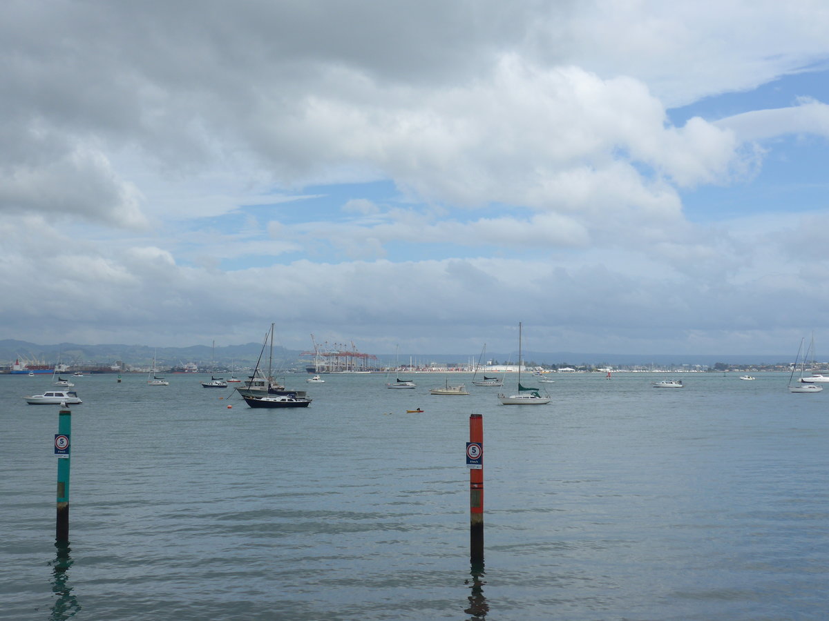 (190'663) - Am Bay of Plenty am 21. April 2018 in Mauao