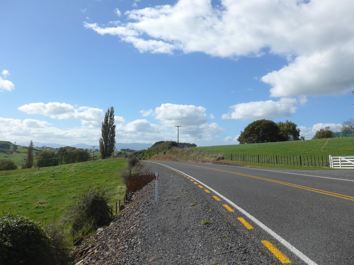 (190'847) - Strasse am 22. April 2018 bei Hinuera