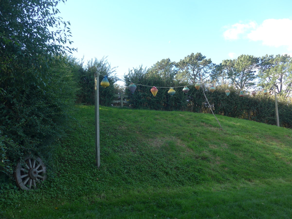 (190'948) - Hobbiton-Landschaft am 22. april 2018 bei Hinuera