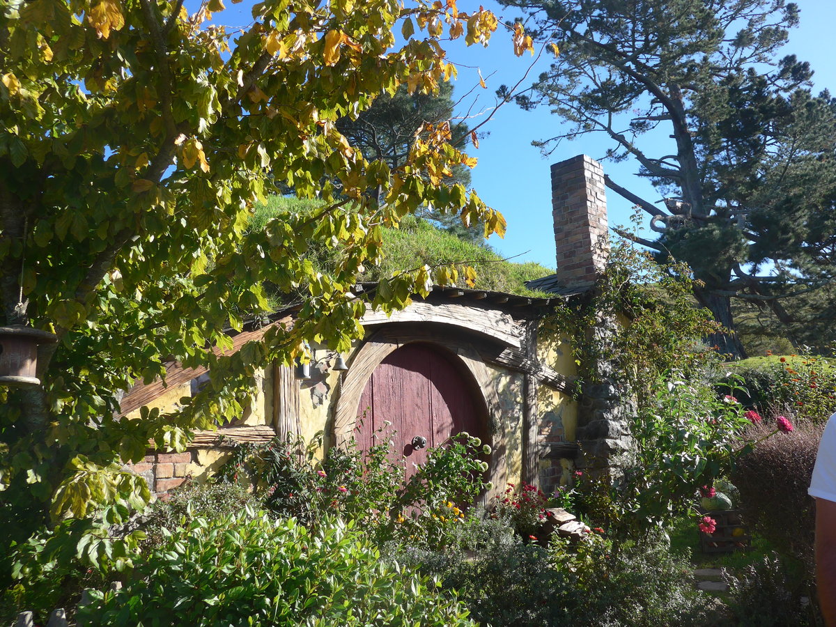 (190'951) - Hobbiton-Haus am 22. April 2018 bei Hinuera