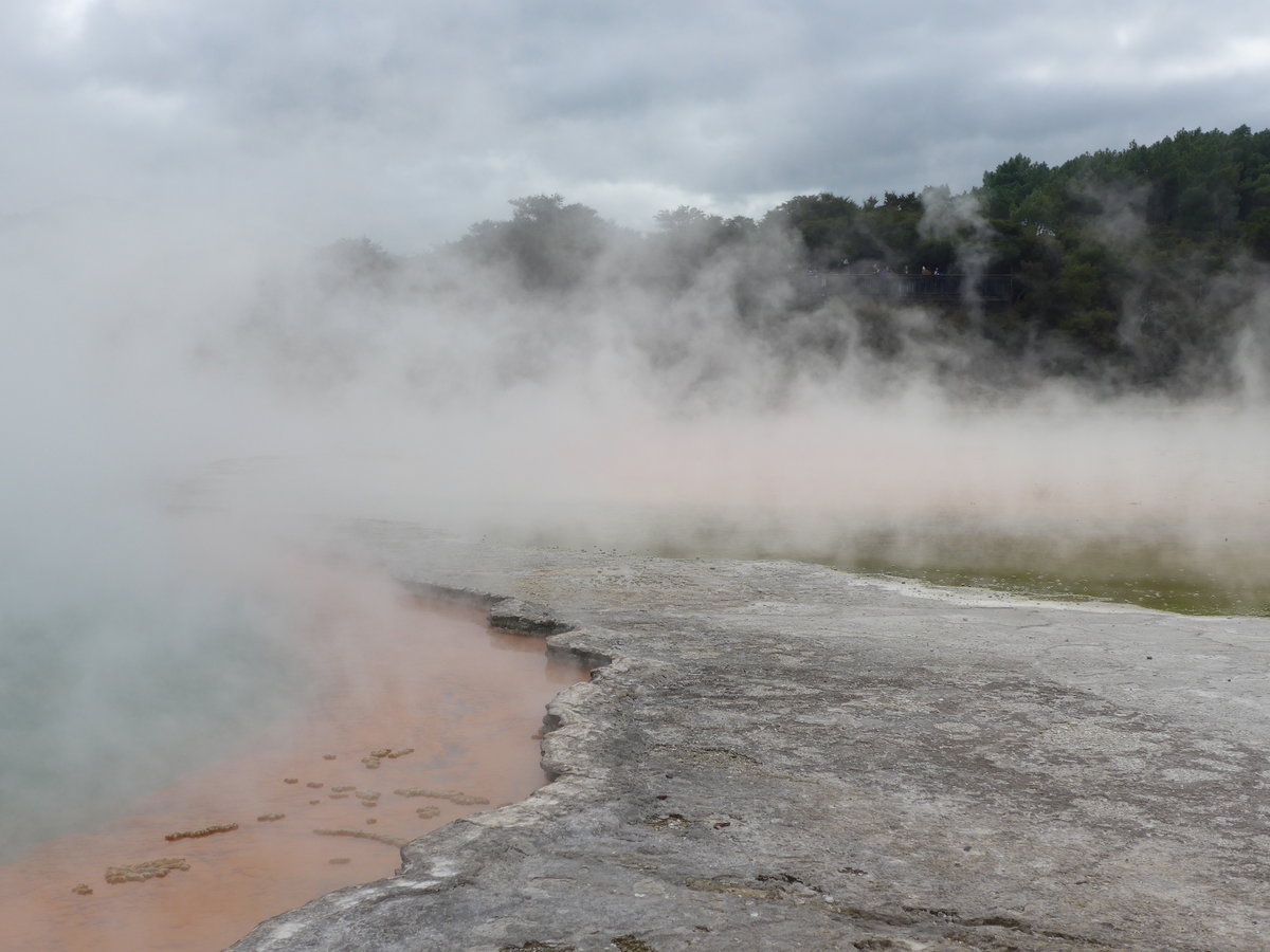 (191'071) - Der Champagne Pool im Wai-O-Tapu Thermal Wonderland am 23. April 2018 bei Rotorua