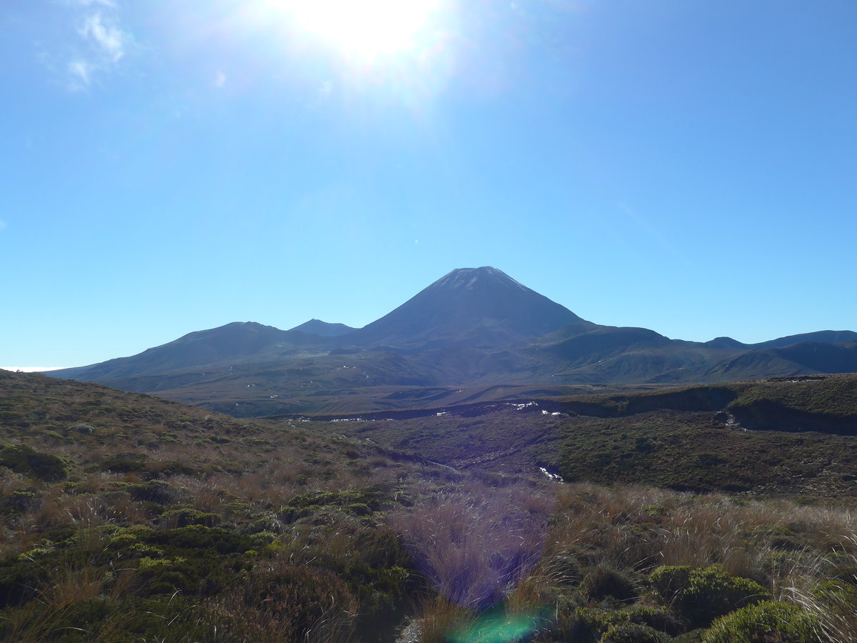 (191'363) - Der Mount Ngauruhoe am 25. April 2018 bei Whakapapa