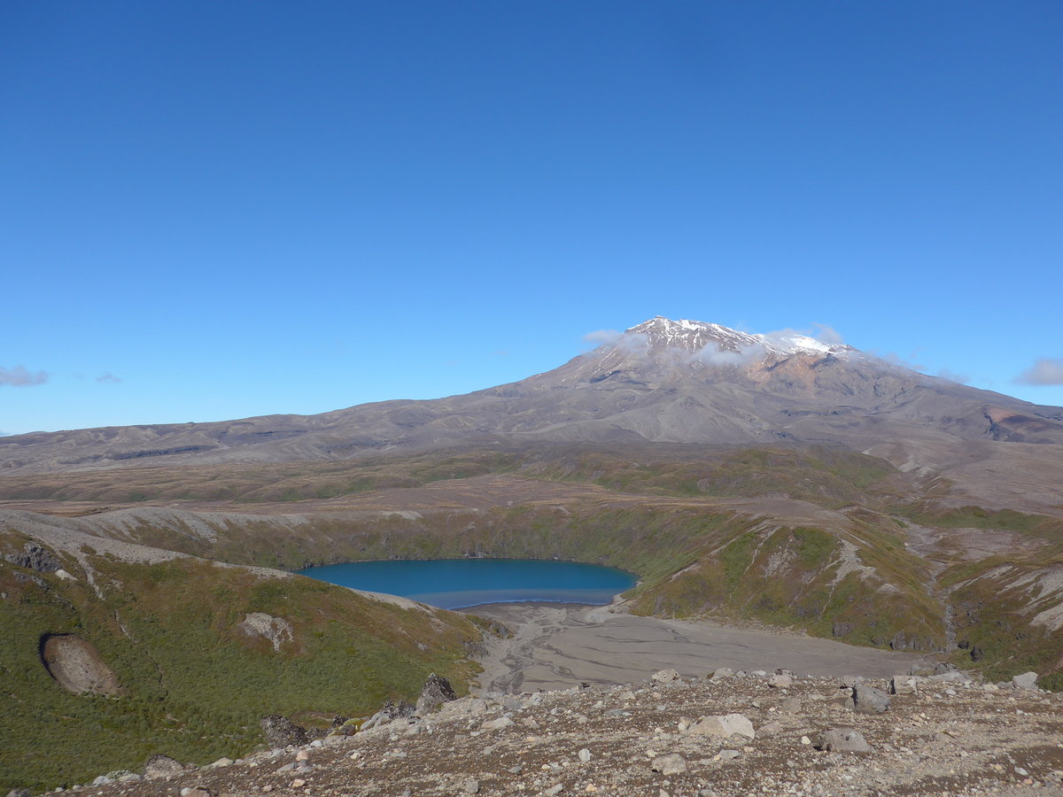 (191'378) - Lower Tama Lake und Mount Ruapehu am 25. April 2018 bei Whakapapa