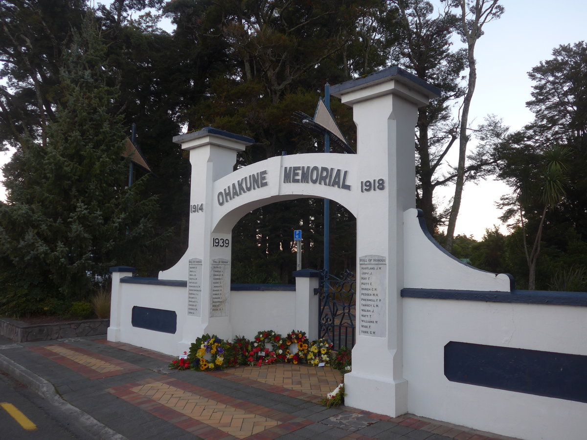 (191'423) - Kriegsdenkmal am 25. April 2018 in Ohakune