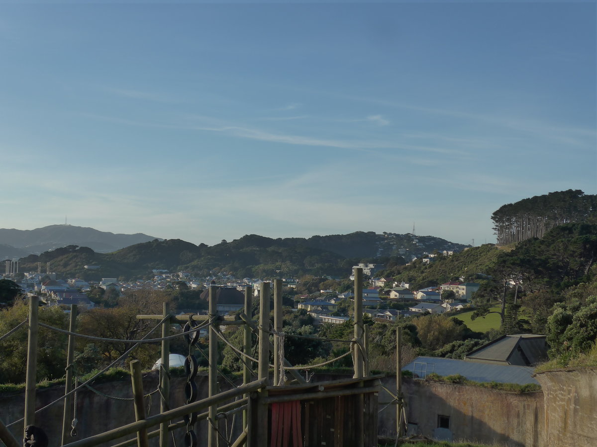 (191'528) - Blick auf Wellington am 26. April 2018 vom ZOO aus