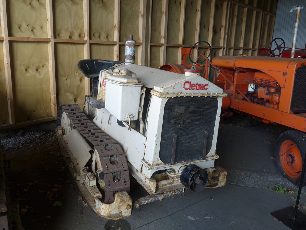 (191'953) - Cletrac am 30. April 2018 in Auckland, Motat