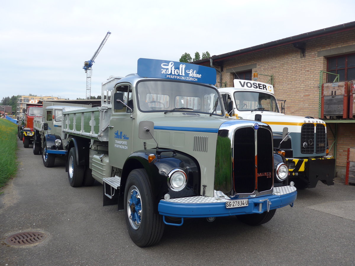 (192'331) - Stoll, Pf�ffikon - SG 27'834 U - Saurer am 5. Mai 2018 in Attikon, Wegm�ller