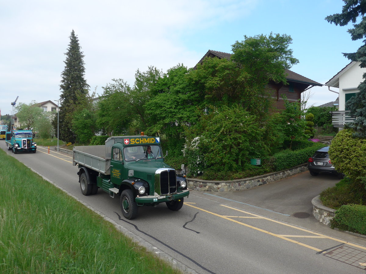 (192'444) - Schmid, Buchs - ZH 33'165 U - Saurer am 5. Mai 2018 in Attikon, Bahnstrasse