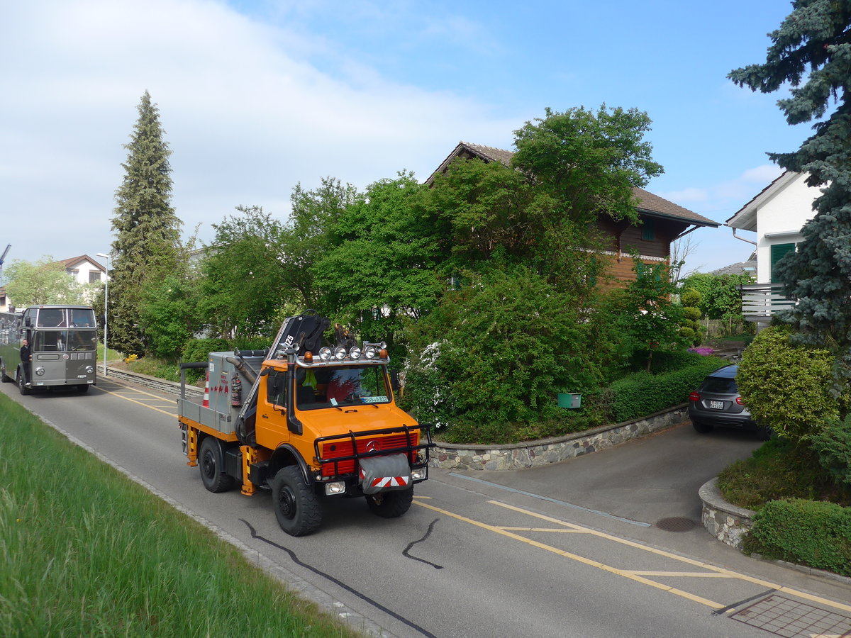 (192'506) - Mercedes - B�S-A 817 - am 5. Mai 2018 in Attikon, Bahnstrasse
