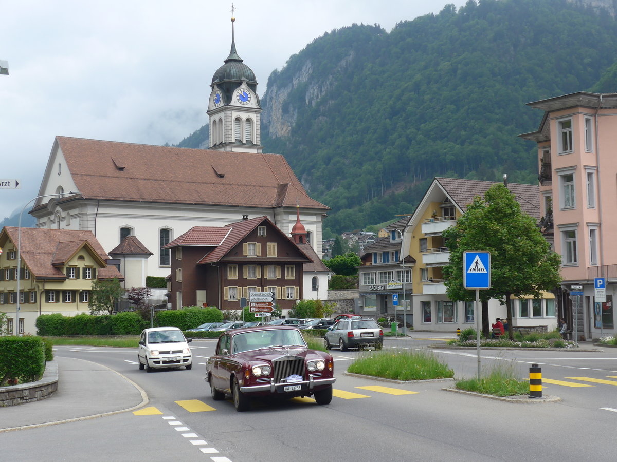(193'064) - Rolls-Royce - OW 13'753 - am 20. Mai 2018 in Wolfenschiessen, Hauptstrasse