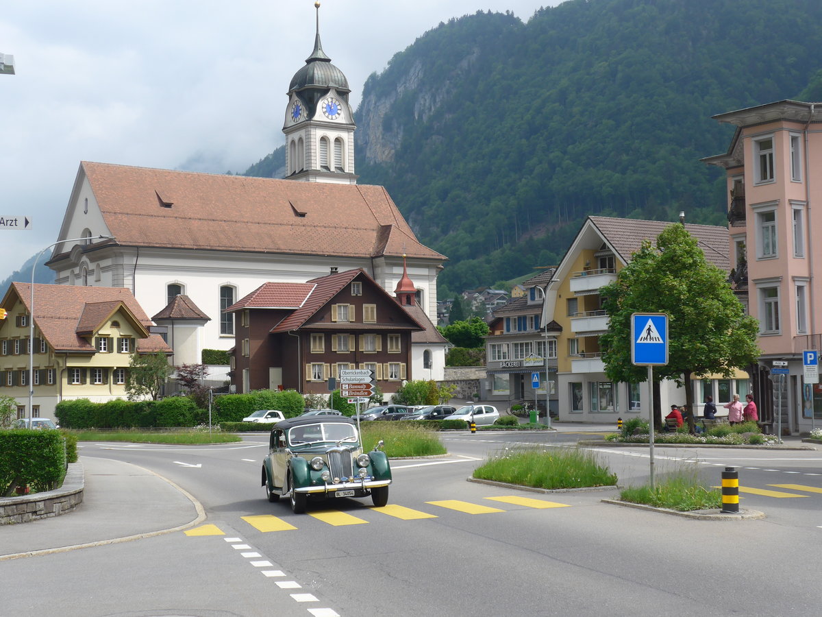 (193'099) - Riley - BL 34'054 - am 20. Mai 2018 in Wolfenschiessen, Hauptstrasse