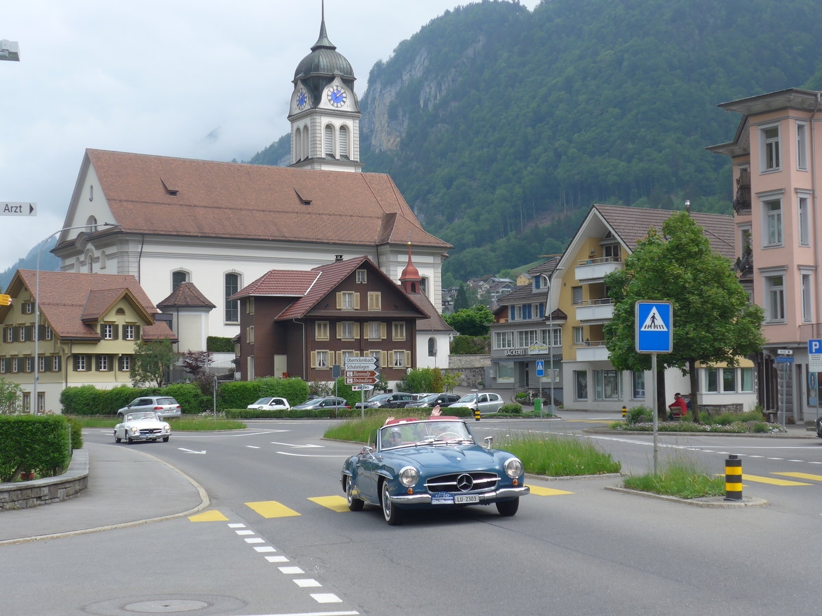 (193'103) - Mercedes - LU 2303 - am 20. Mai 2018 in Wolfenschiessen, Hauptstrasse