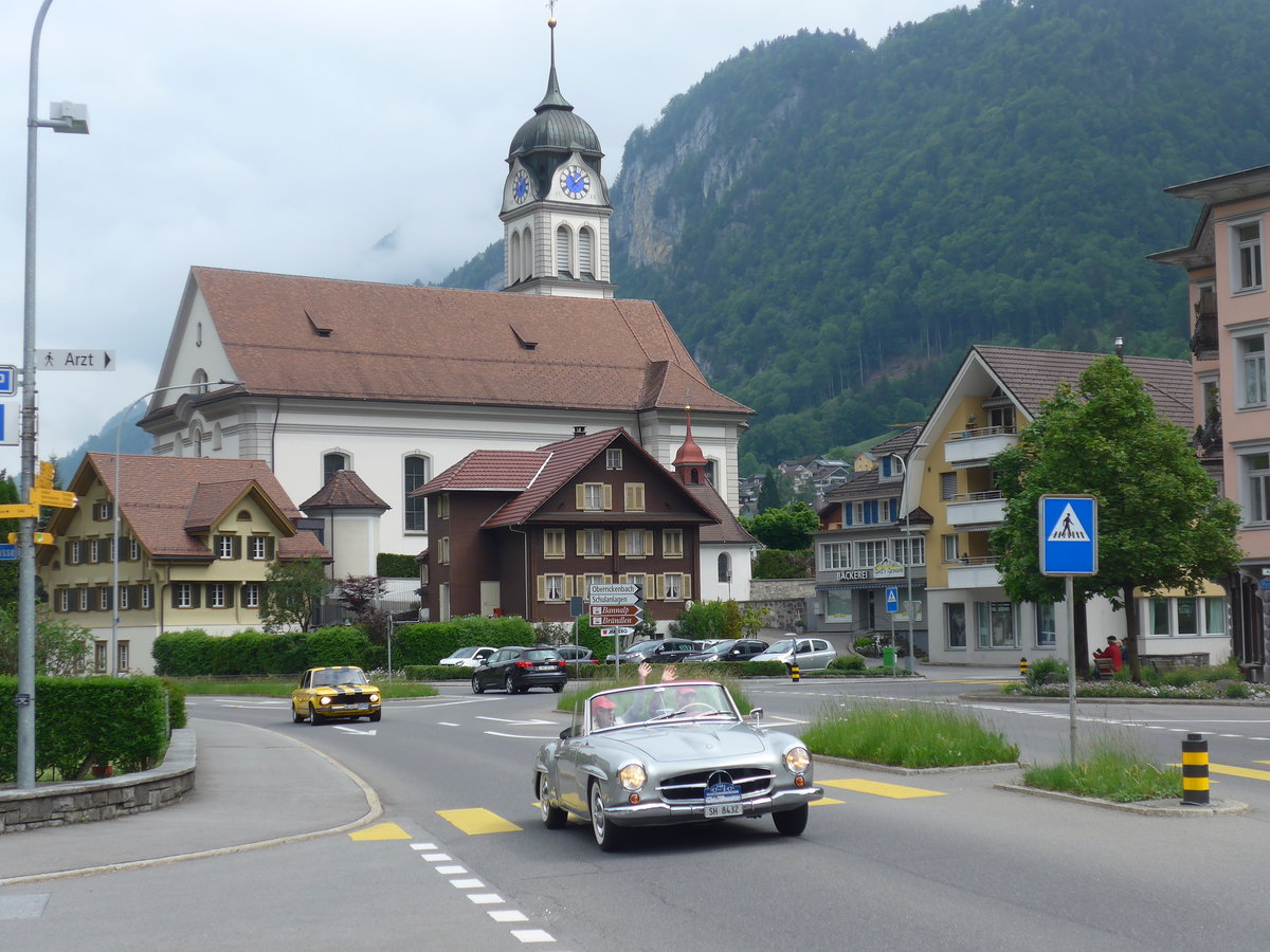 (193'105) - Mercedes - SH 8432 - am 20. Mai 2018 in Wolfenschiessen, Hauptstrasse
