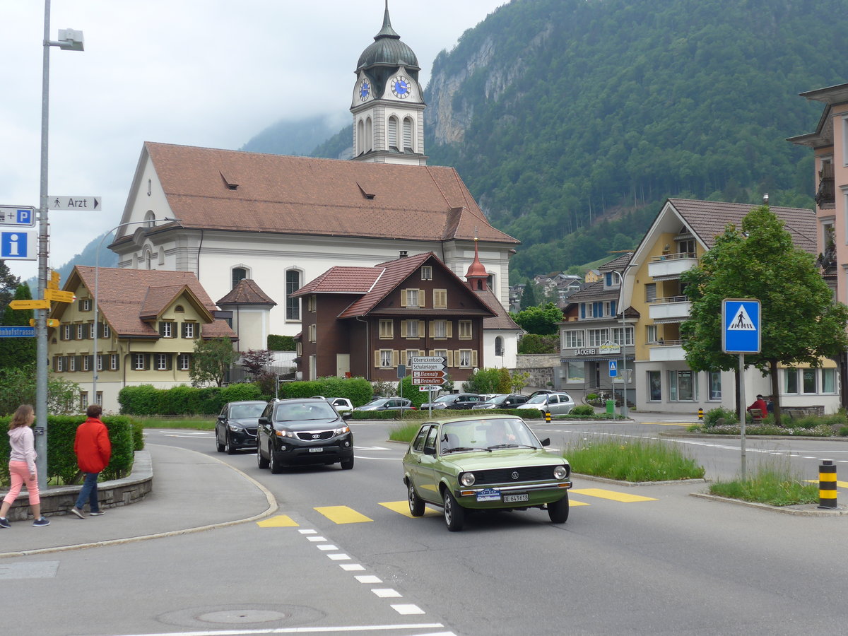 (193'115) - Volkswagen - BE 643'618 - am 20. Mai 2018 in Wolfenschiessen, Hauptstrasse