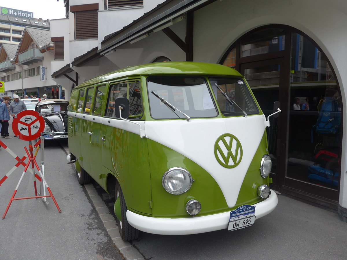 (193'152) - VW-Bus - OW 695 - am 20. Mai 2018 in Engelberg, OiO